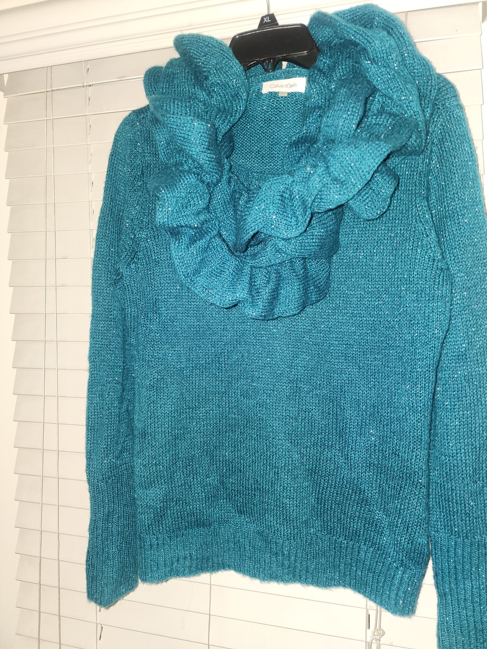 Calvin Klein Teal Knit Sweatersize M, Scarf Accessory Comes With